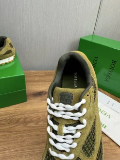 Alternative view of BOTTEGA VENETA Sneakers Mesh Rubber Olive-White EU35-46 B40202609110819