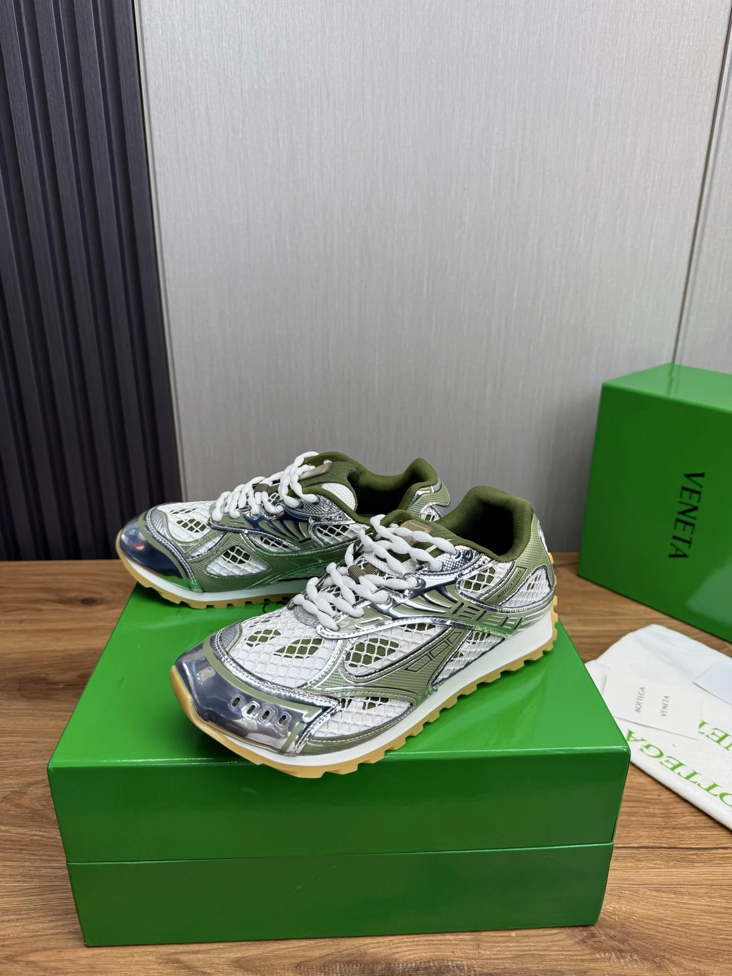 BOTTEGA VENETA Sneakers Mesh Rubber Silver-Green EU35-46 B40202609110807 - Image 5