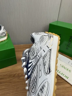 Alternative view of BOTTEGA VENETA Sneakers Mesh Rubber Silver-White EU35-46 B40202609110814