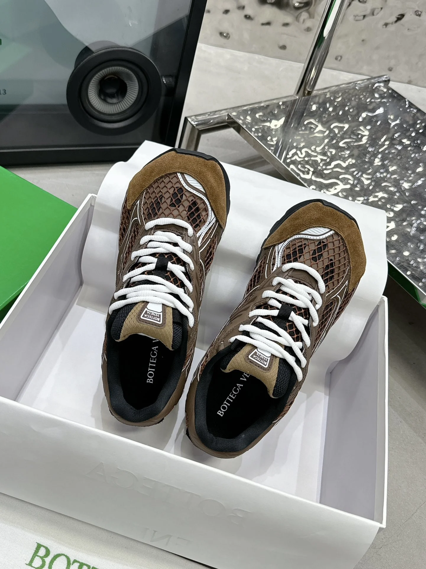 BOTTEGA VENETA Sneakers Mesh Suede Brown-White EU35-45 B40202609111908 - Image 5