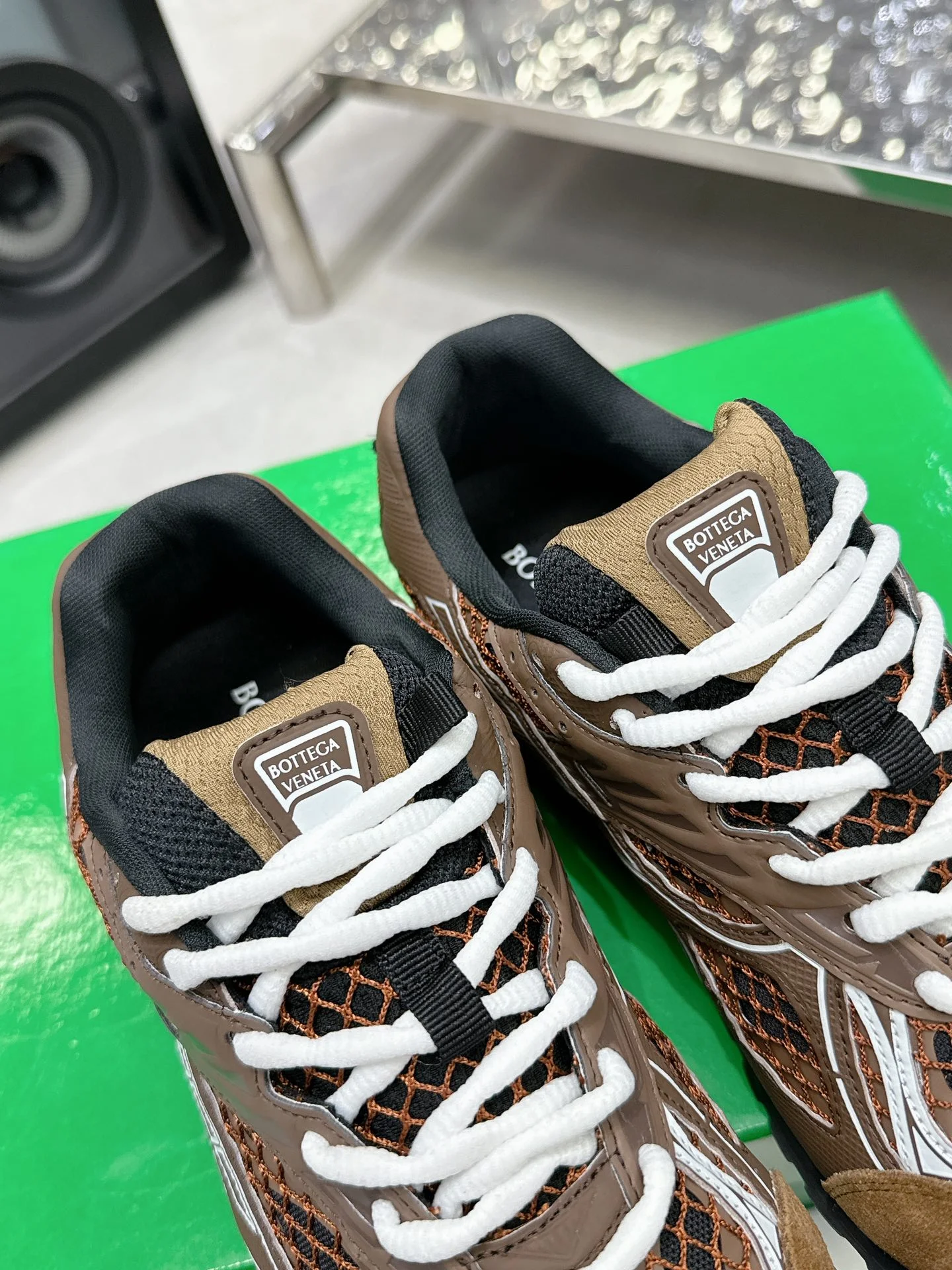 BOTTEGA VENETA Sneakers Mesh Suede Brown-White EU35-45 B40202609111908 - Image 6