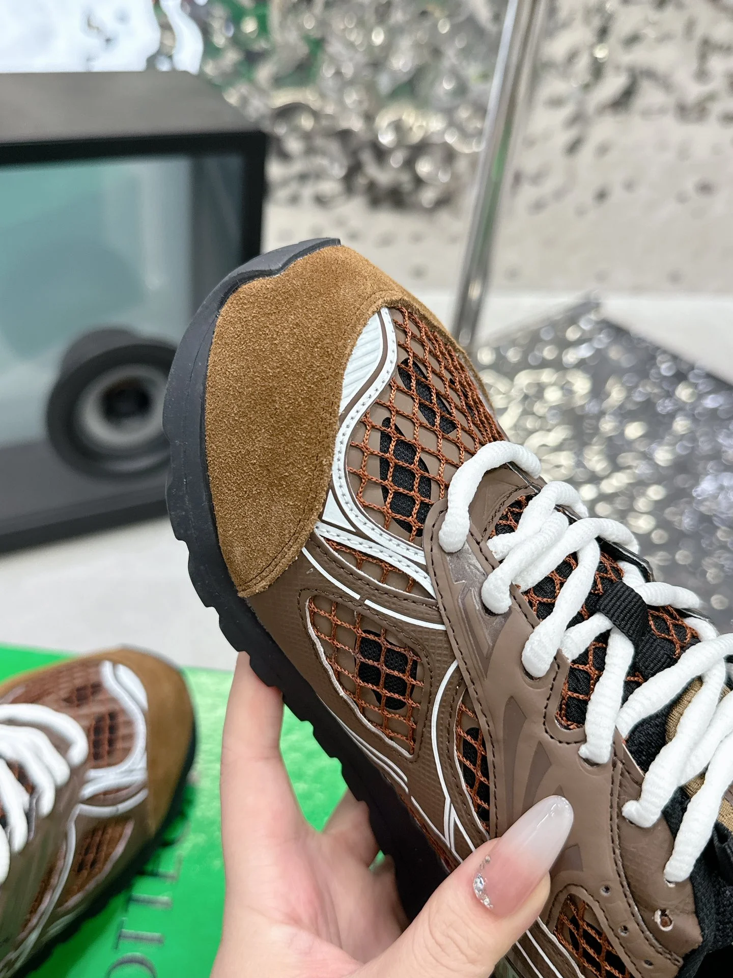 BOTTEGA VENETA Sneakers Mesh Suede Brown-White EU35-45 B40202609111908 - Image 7