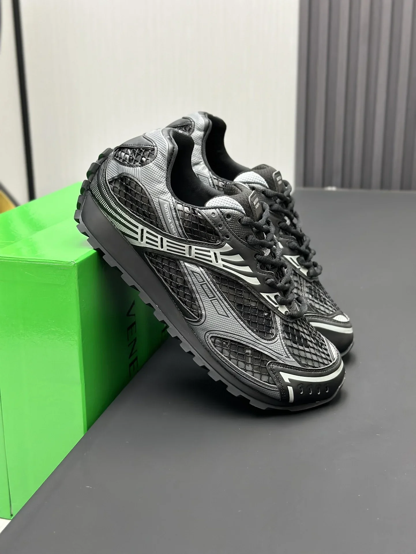 BOTTEGA VENETA Sneakers Technical Mesh Black-Silver EU35-47 B40202609111961 - Image 4