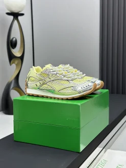 Alternative view of BOTTEGA VENETA Sneakers Technical Mesh Yellow-Silver EU35-47 B40202609111966