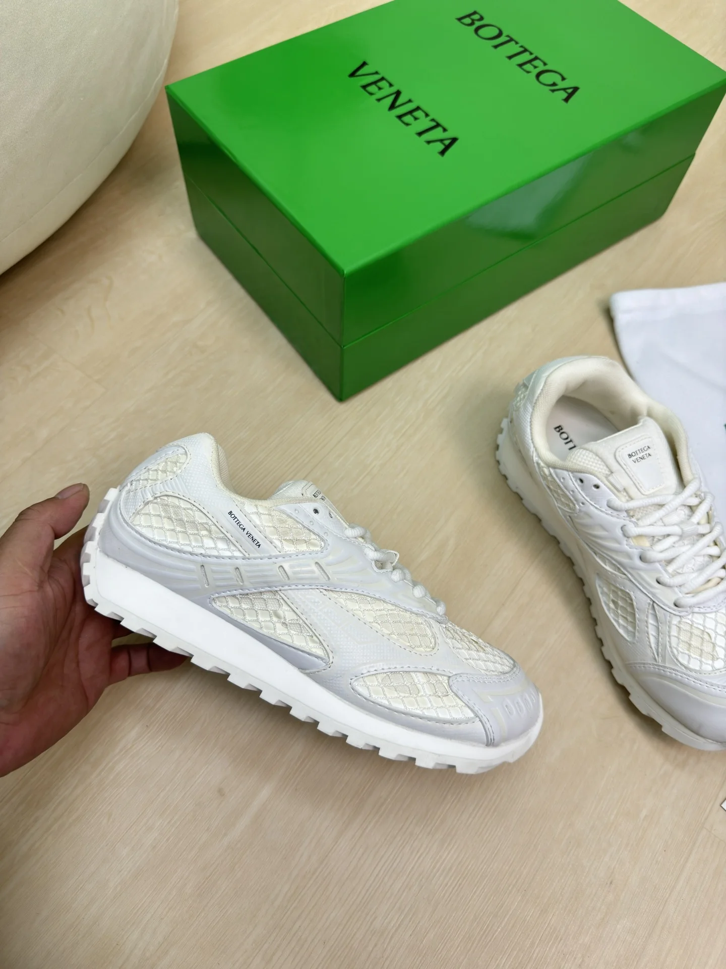 BOTTEGA VENETA Sneakers White B40202609110796 - Image 4