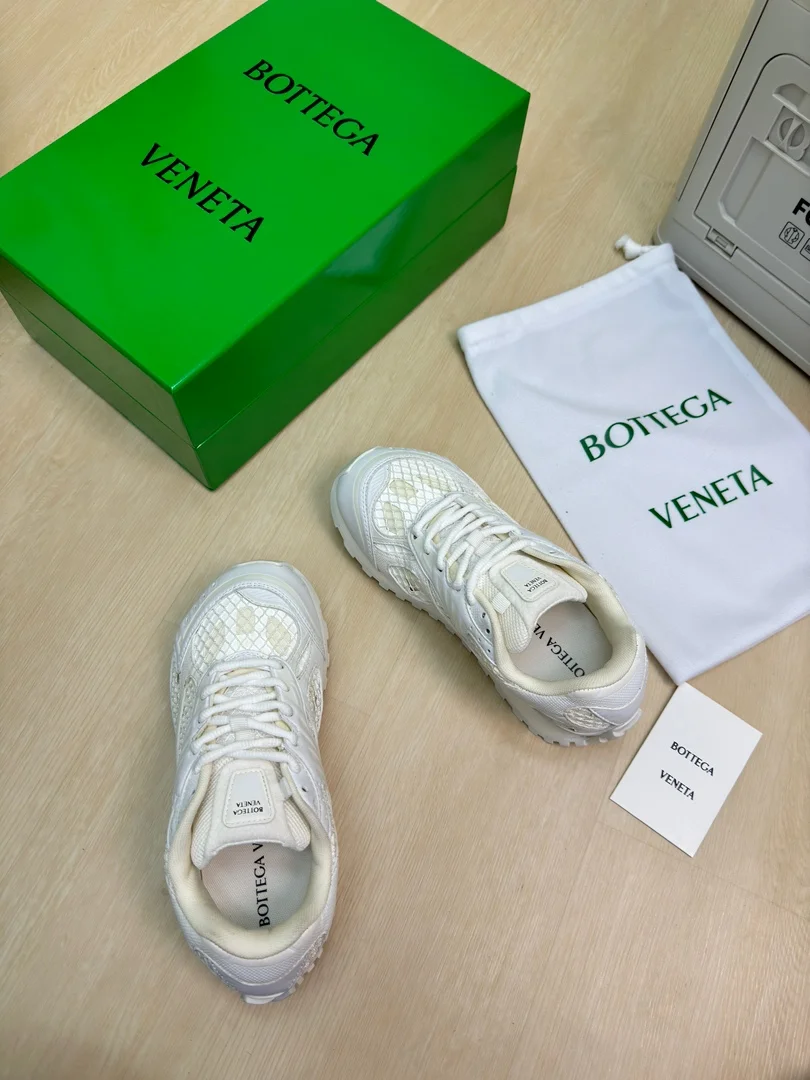 BOTTEGA VENETA Sneakers White B40202609110796 - Image 8