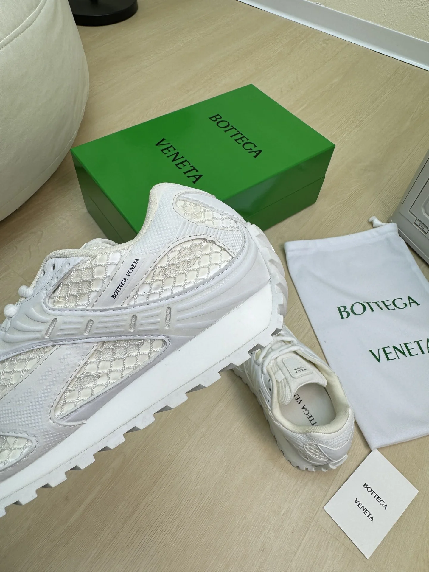 BOTTEGA VENETA Sneakers White B40202609110796 - Image 9