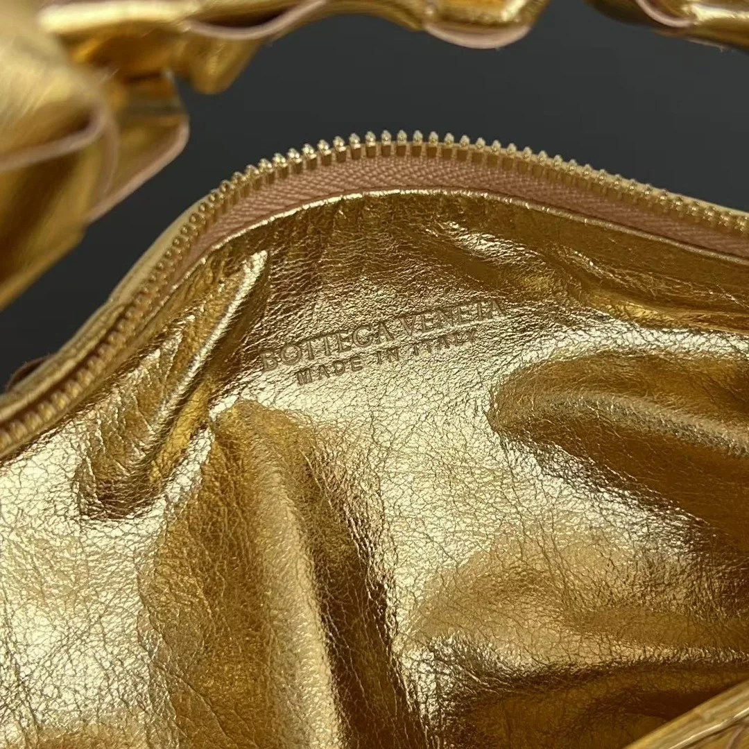 BOTTEGA VENETA Trend Bags Deerskin Gold E80202609090131 - Image 8