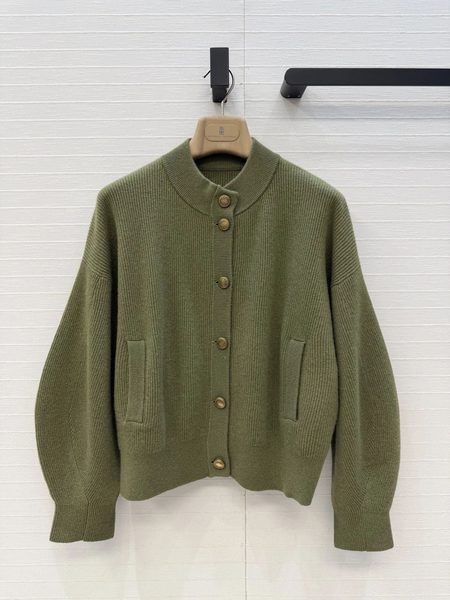 BRUNELLO CUCINELLI Sweaters Cashmere Green-Gold S-L D10202609062700