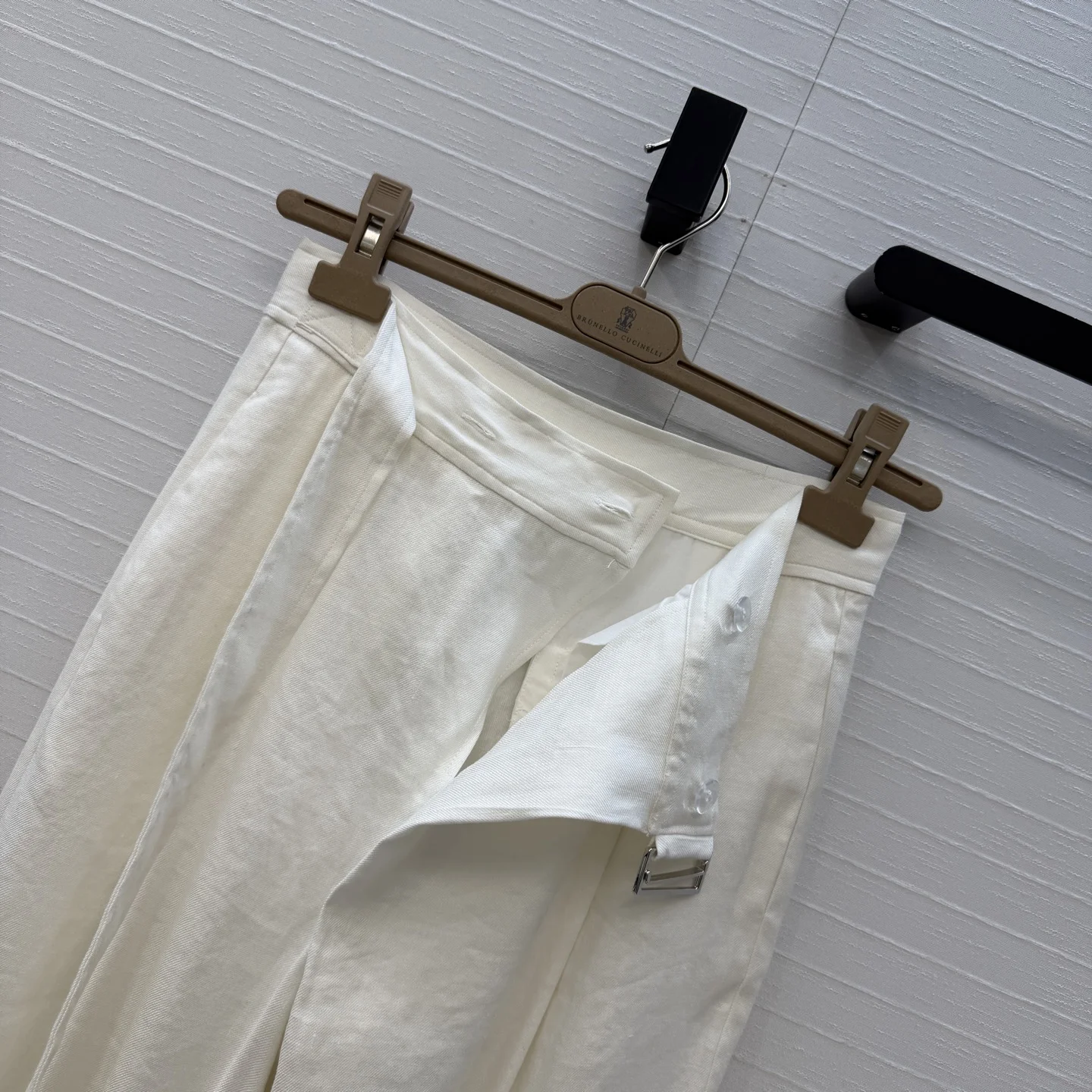 BRUNELLO CUCINELLI Trousers White S-L C30202609062698 - Image 4