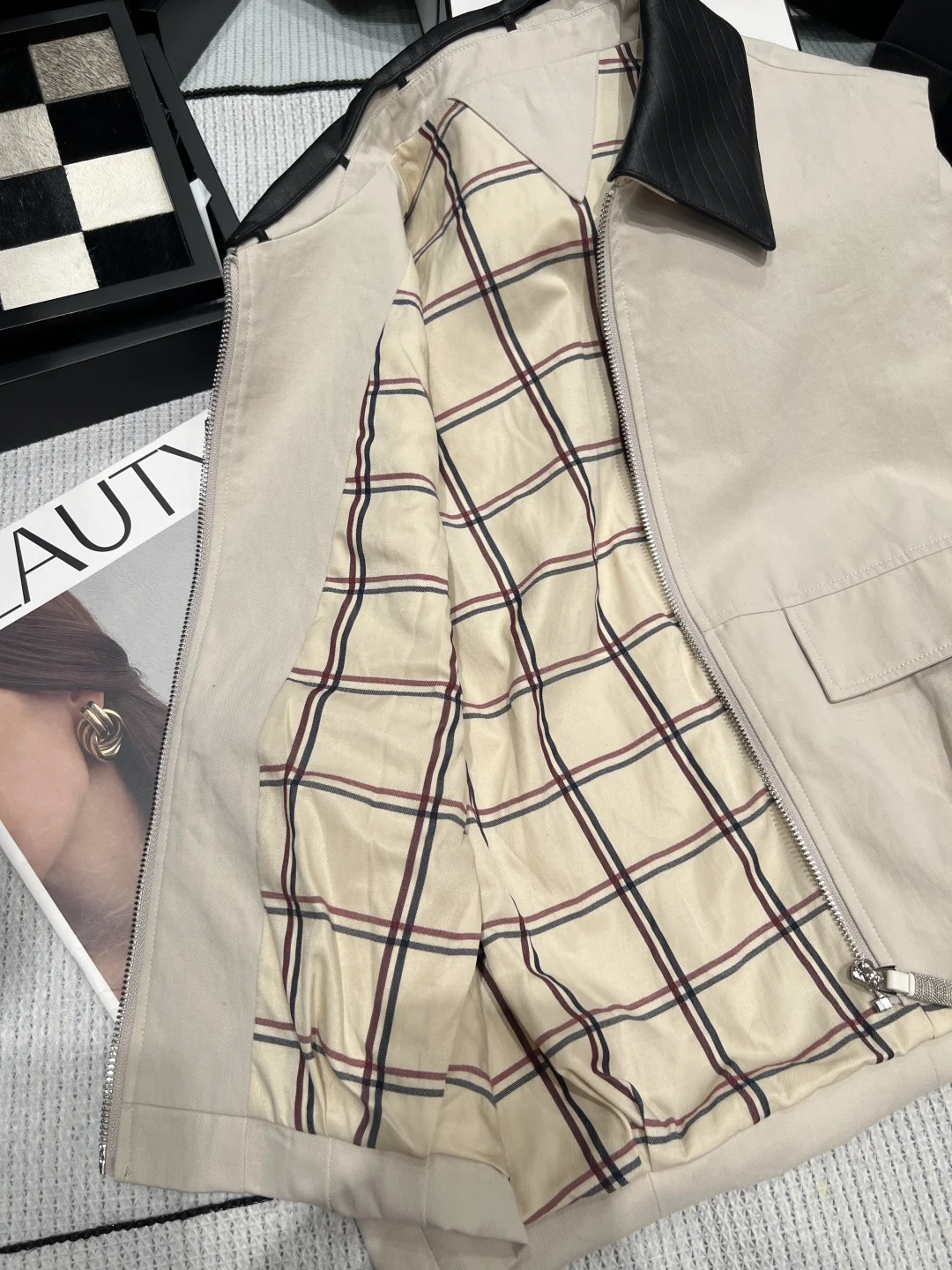 BRUNELLO CUCINELLI Vests Beige-Black S-L C95202609060326 - Image 3