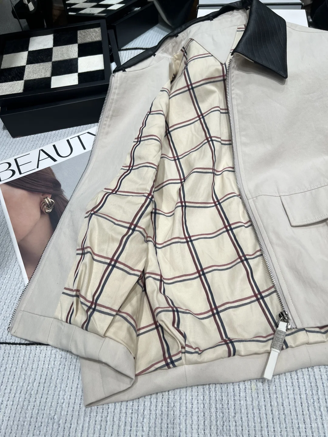 BRUNELLO CUCINELLI Vests Beige-Black S-L C95202609060326 - Image 5