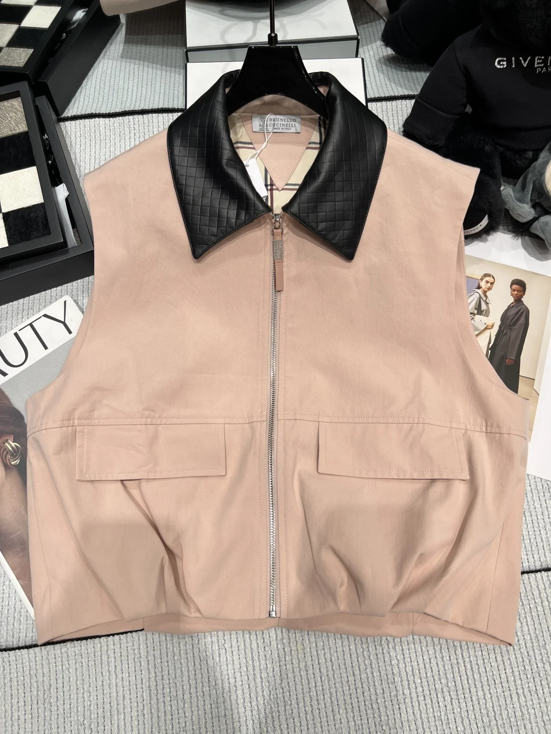BRUNELLO CUCINELLI Vests Lamb Leather Pink-Black S-M-L C95202609060327