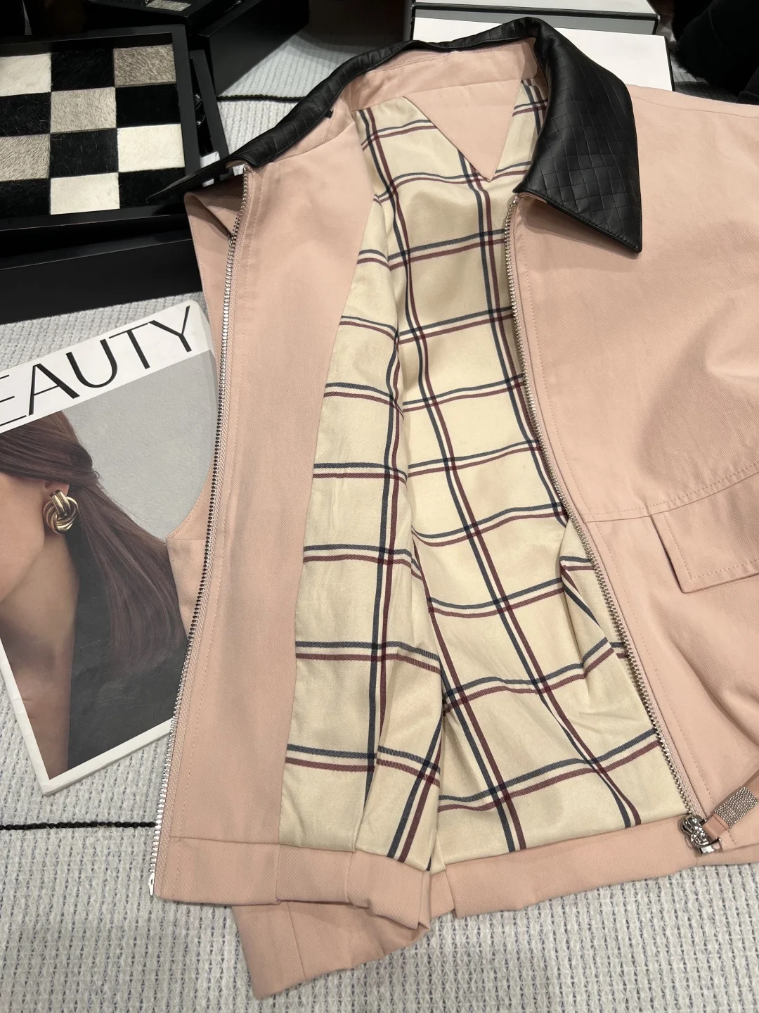 BRUNELLO CUCINELLI Vests Lamb Leather Pink-Black S-M-L C95202609060327 - Image 3