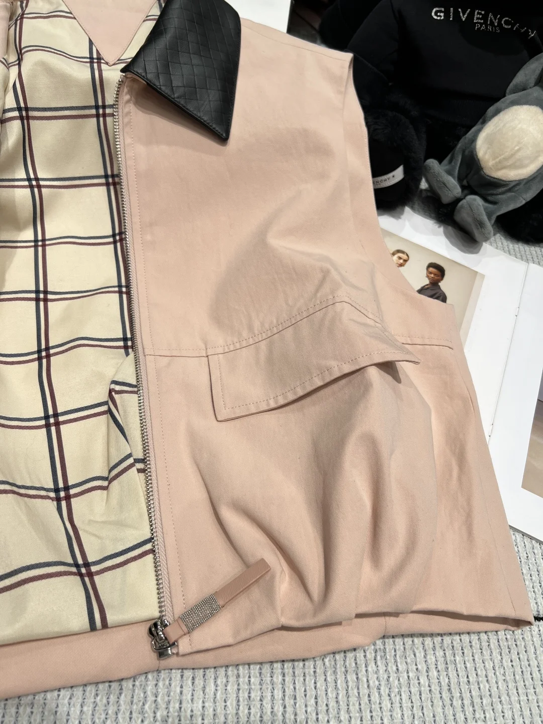 BRUNELLO CUCINELLI Vests Lamb Leather Pink-Black S-M-L C95202609060327 - Image 5