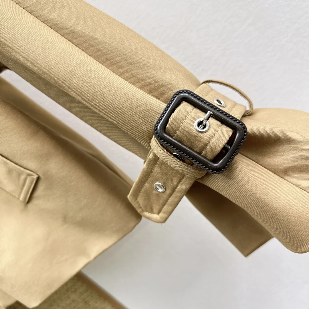 BURBERRY Jackets Beige-Black S-L C55202609060481 - Image 6