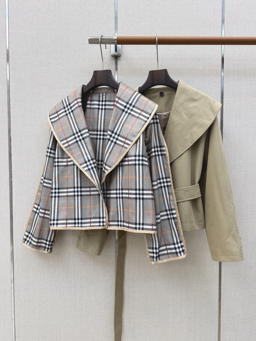 BURBERRY Jackets Beige-Black-White-Orange S-L D45202609063456