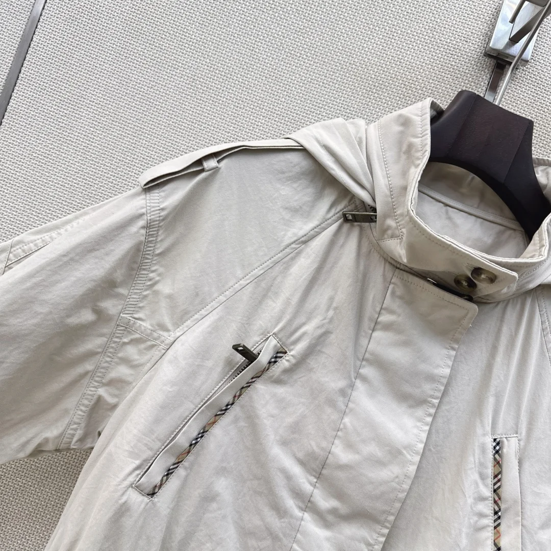 BURBERRY Jackets Beige-Brown S-L D05202609063453 - Image 3
