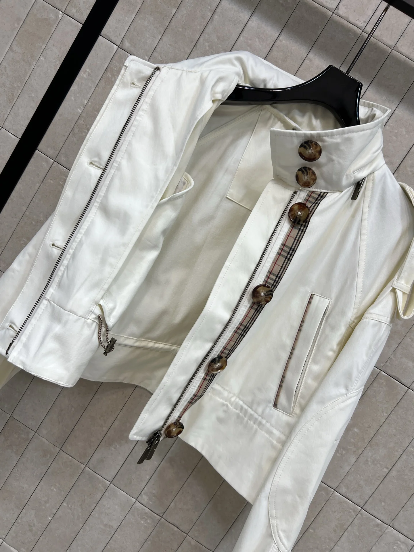 BURBERRY Jackets Cream S-L C45202609060001 - Image 6