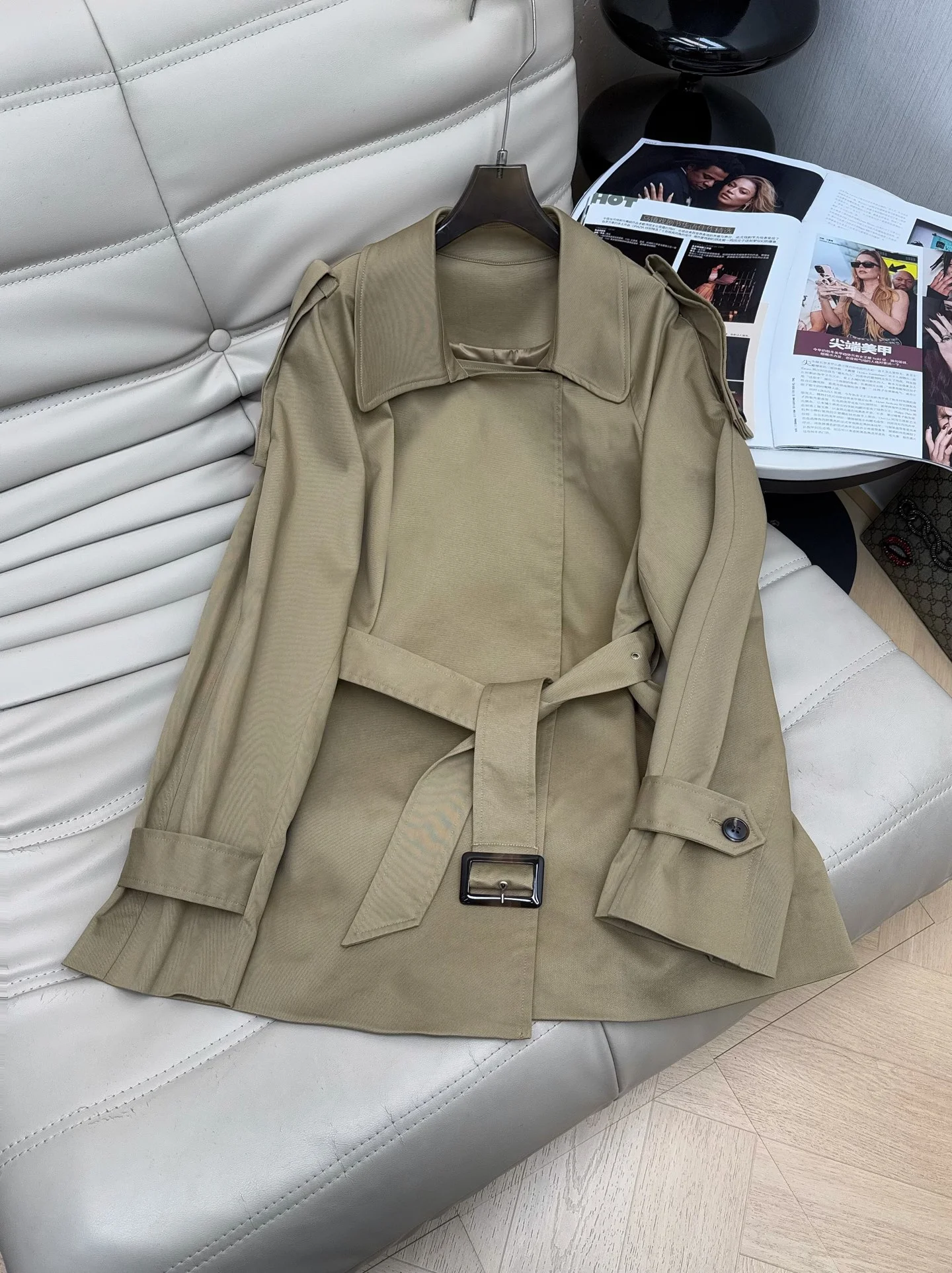 BURBERRY Jackets Khaki S-L C20202609060241