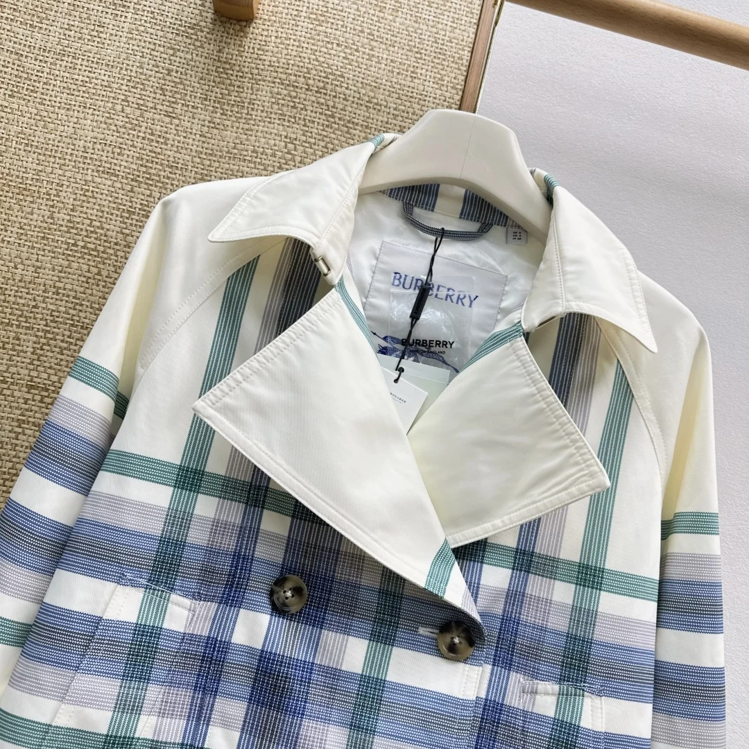 BURBERRY Jackets White-Blue-Green S-M-L C85202609063289 - Image 3