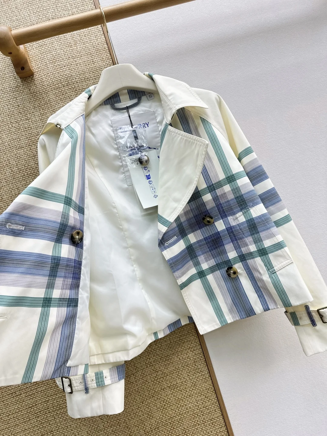 BURBERRY Jackets White-Blue-Green S-M-L C85202609063289 - Image 7