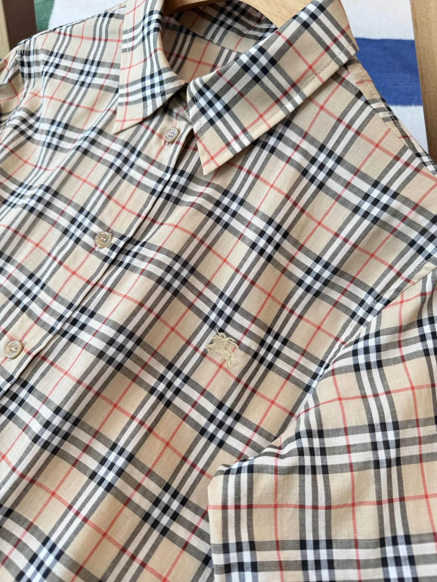 BURBERRY Shirts Beige-Black S-L C25202609061774 - Image 4