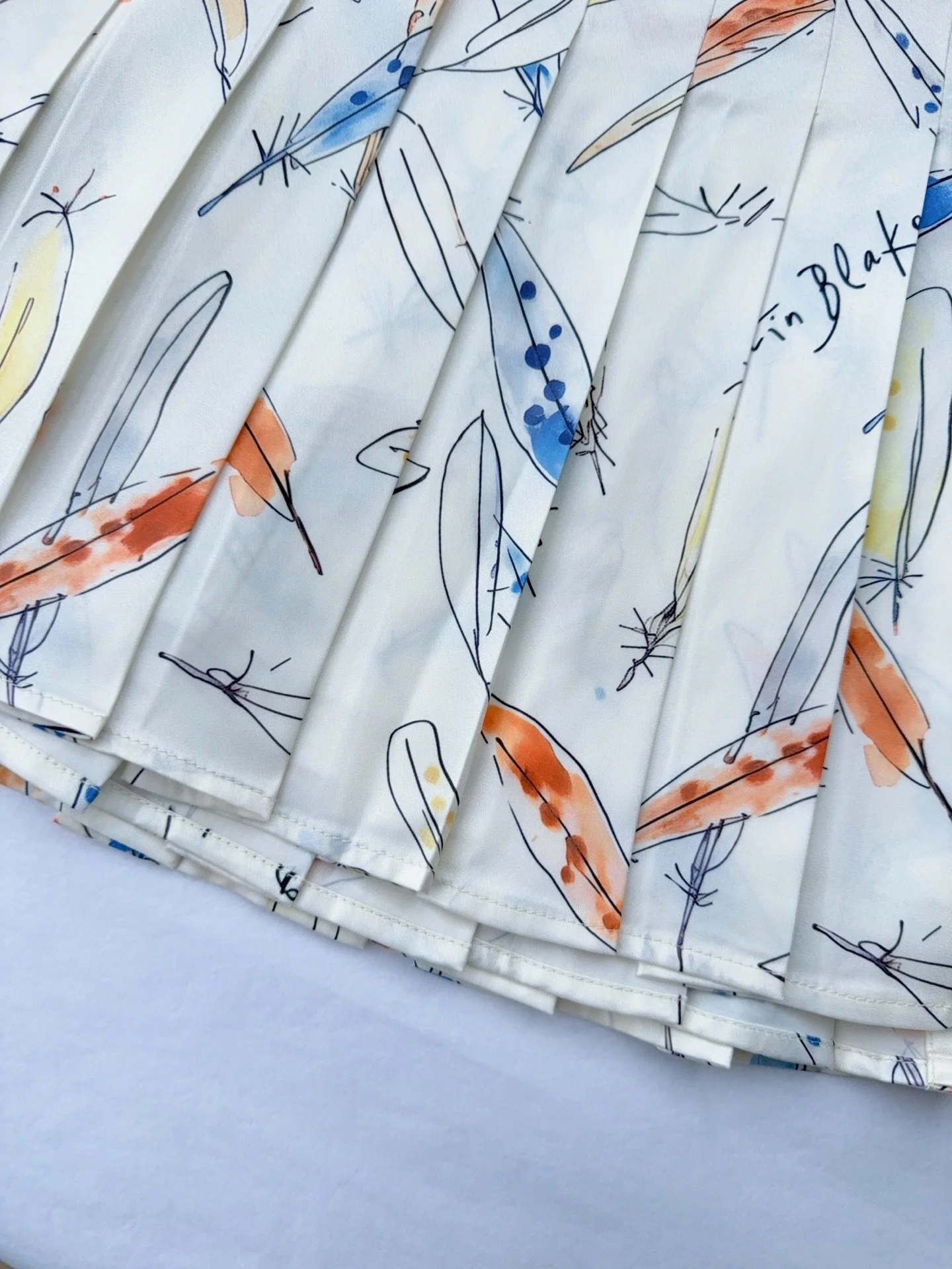 BURBERRY Skirts Printed Blend White-Multi 36-40 B90202609062852 - Image 5