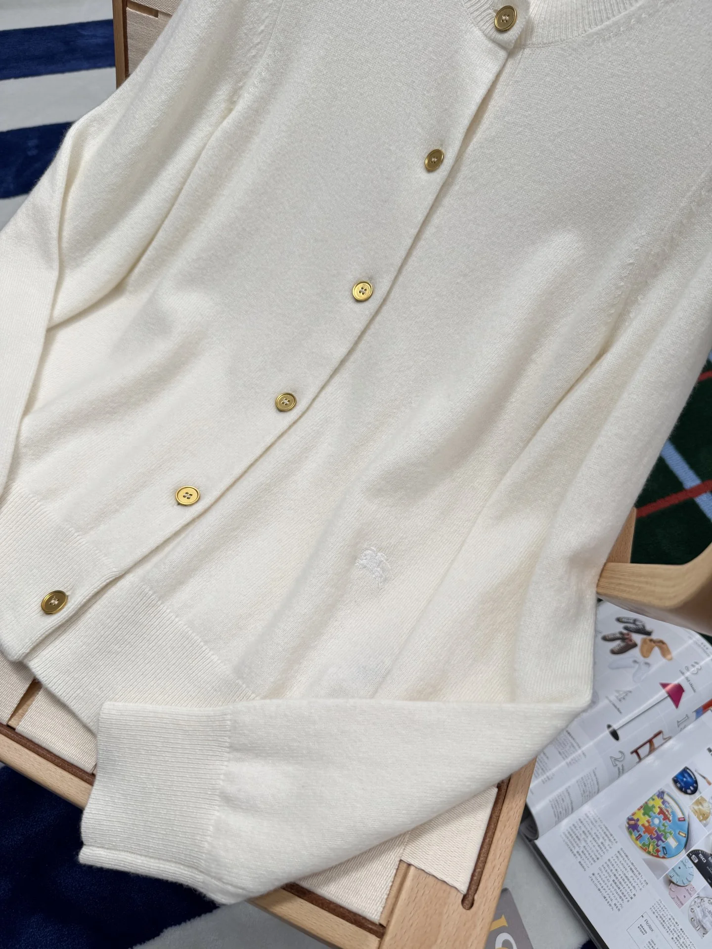 BURBERRY Sweaters Knit White-Gold S-M-L C85202609060671 - Image 3