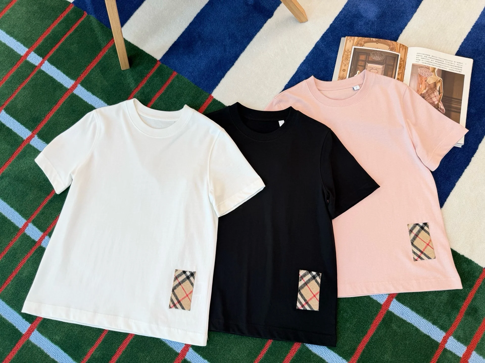 BURBERRY T-shirts White-Black-Pink S-L A95202609061413