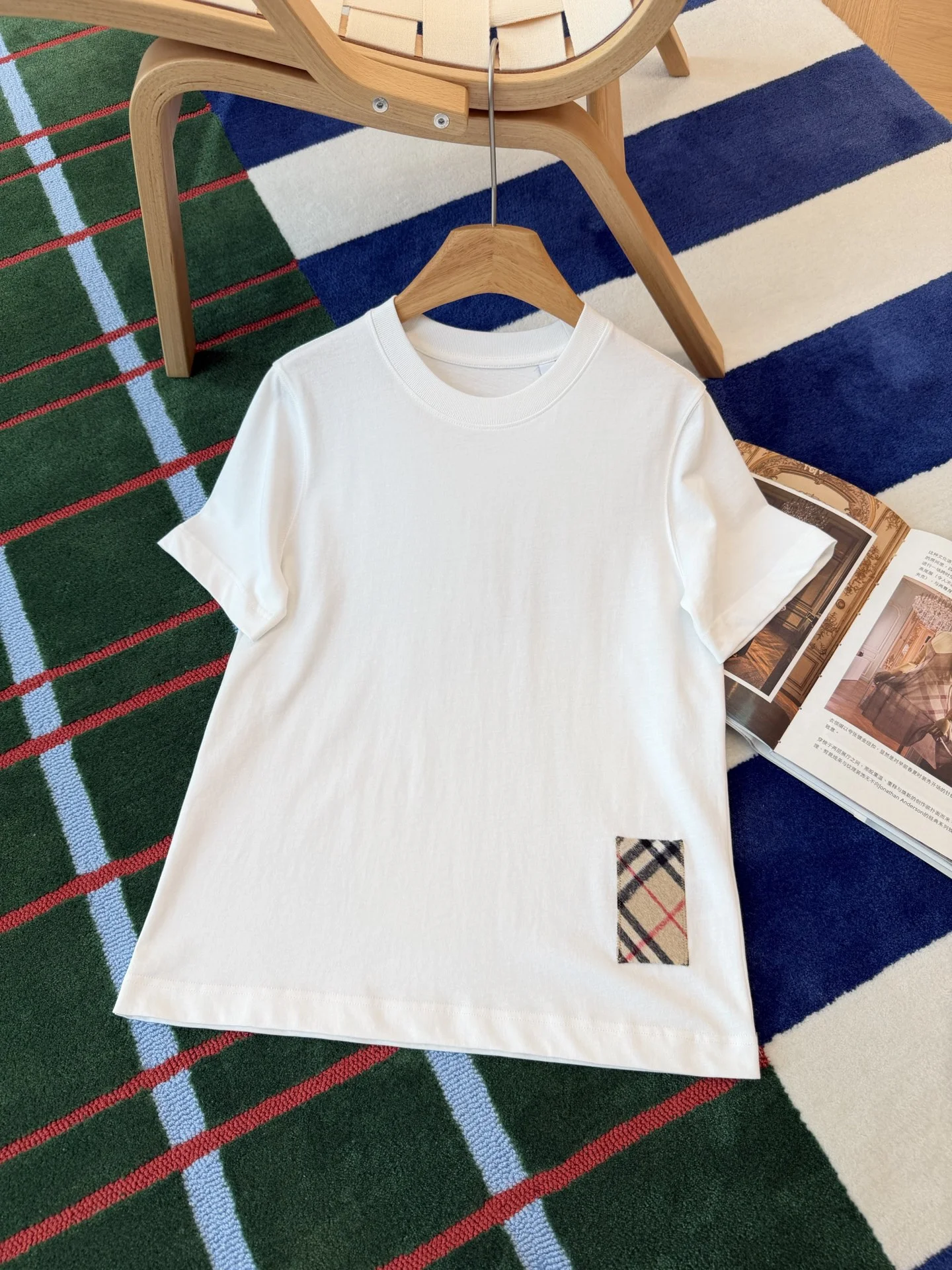 BURBERRY T-shirts White-Black-Pink S-L A95202609061413 - Image 2