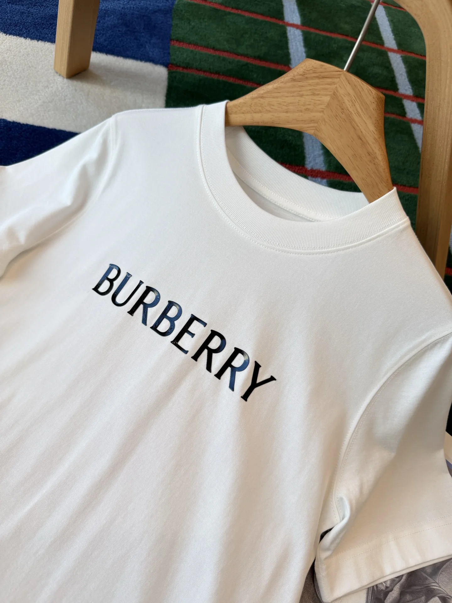 BURBERRY T-shirts White-Black S-L A95202609060670 - Image 3