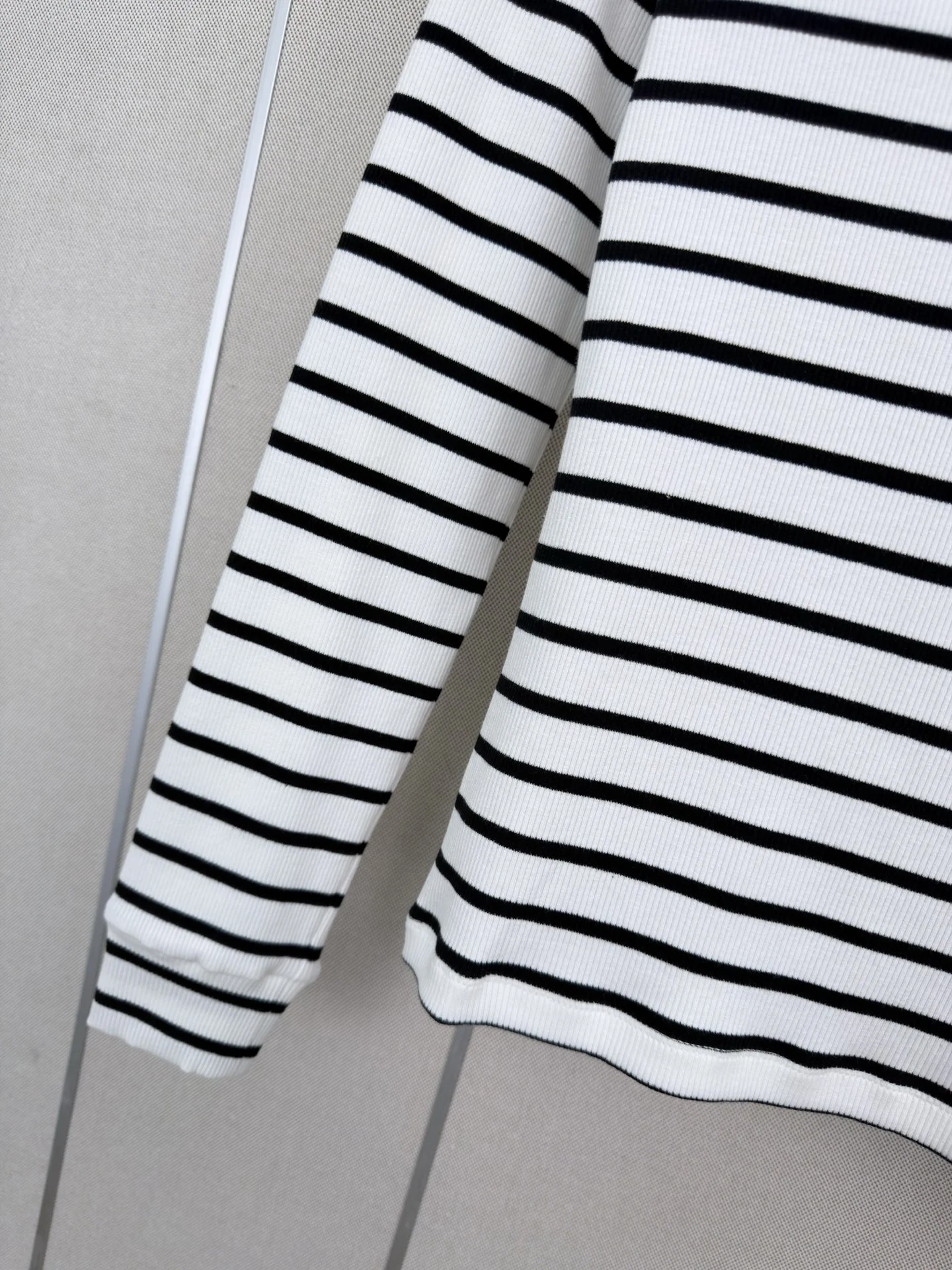 CELINE Polos White-Black S-L A60202609063481 - Image 6