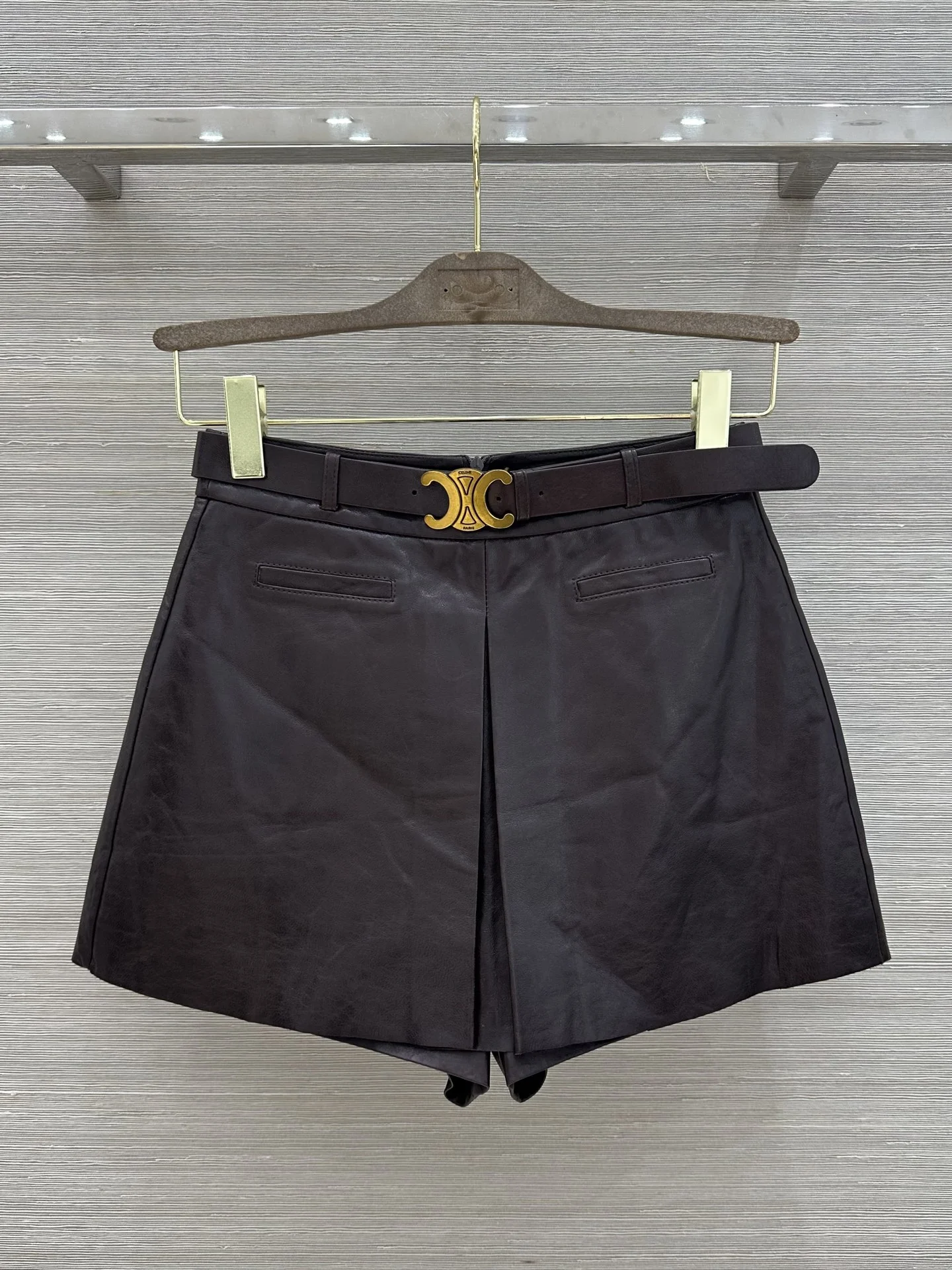 CELINE Shorts Lamb Leather Brown-Gold 36-40 E25202609062073
