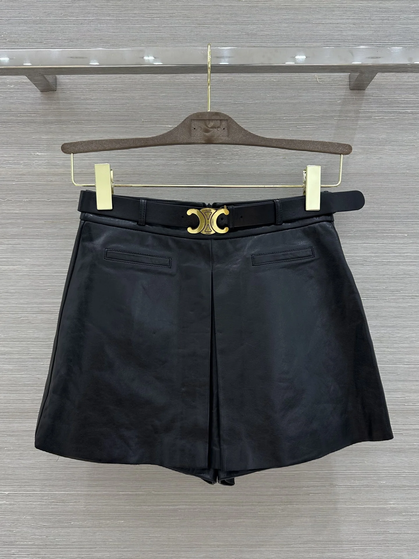 CELINE Shorts Lambskin Leather Black-Gold 36-40 E25202609062074