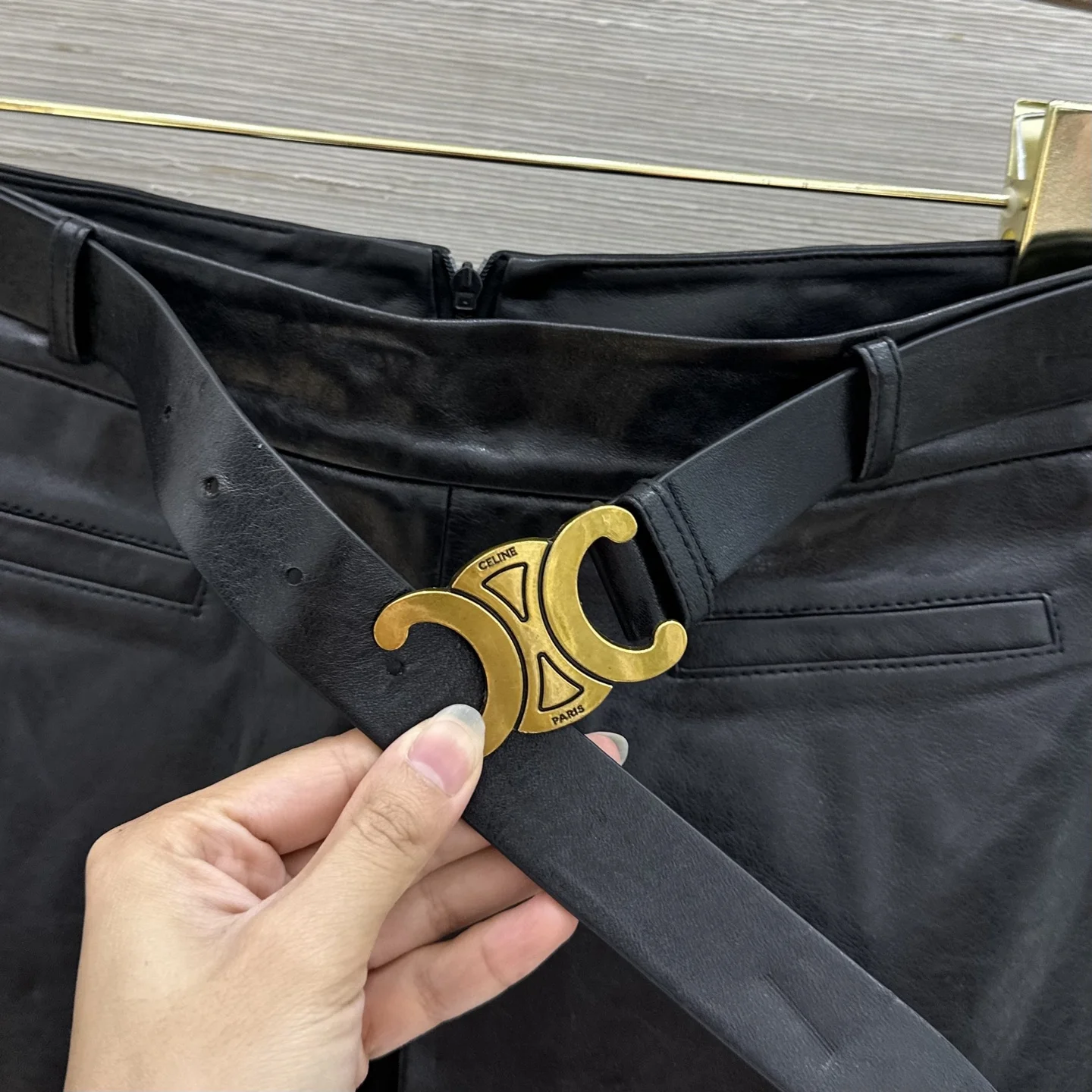 CELINE Shorts Lambskin Leather Black-Gold 36-40 E25202609062074 - Image 4