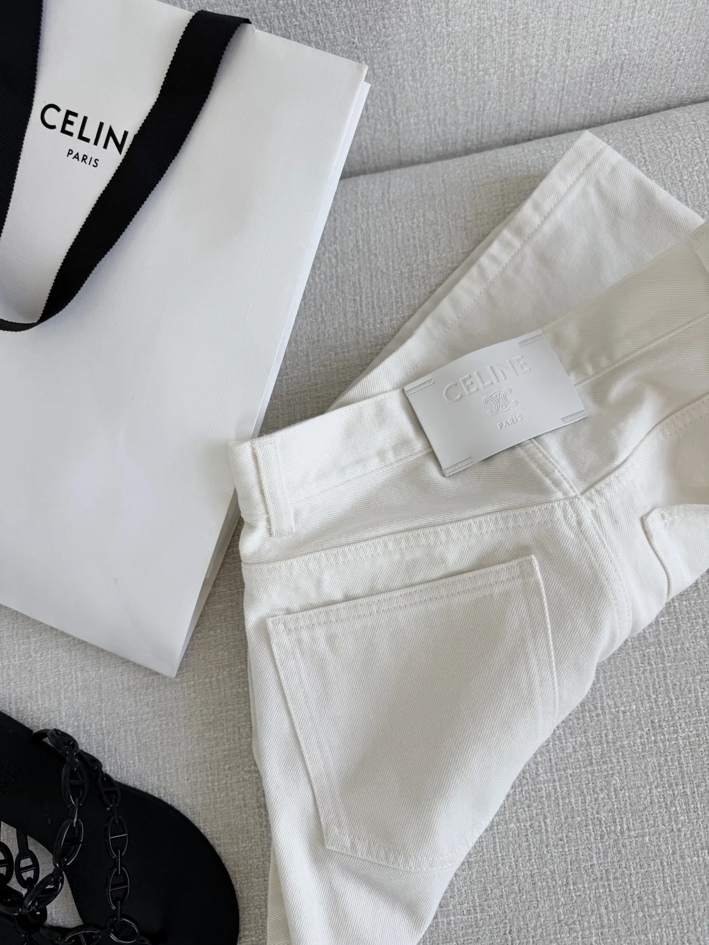 CELINE Shorts Leather White S-L B85202609063131 - Image 5
