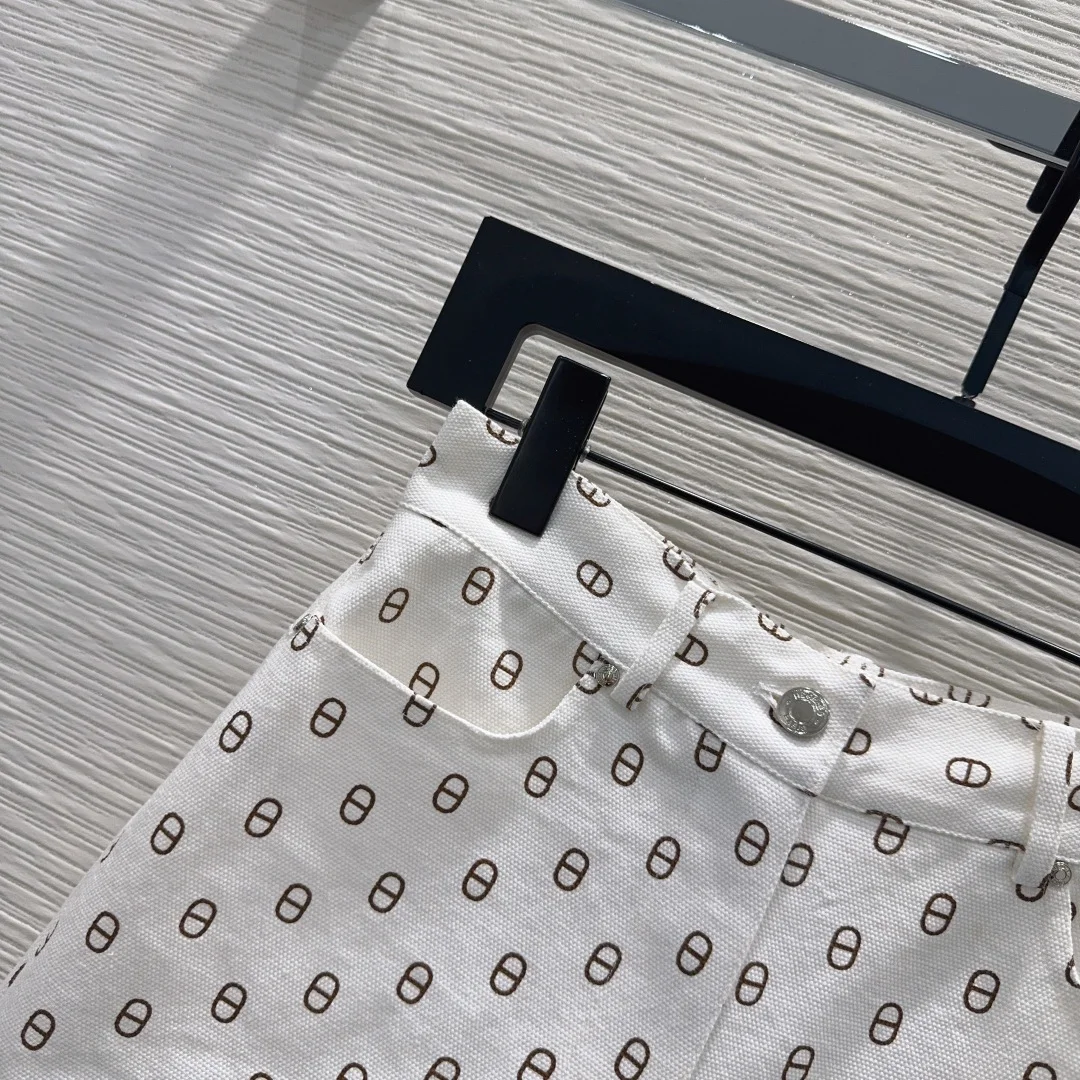CELINE Shorts White-Black S-XL B65202609061909 - Image 3