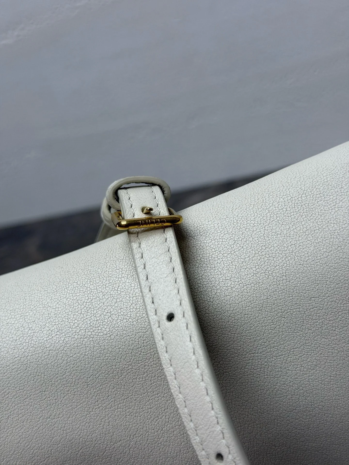 CELINE Shoulder Bags White-Gold 25X13X5CM H00202609090141 - Image 6