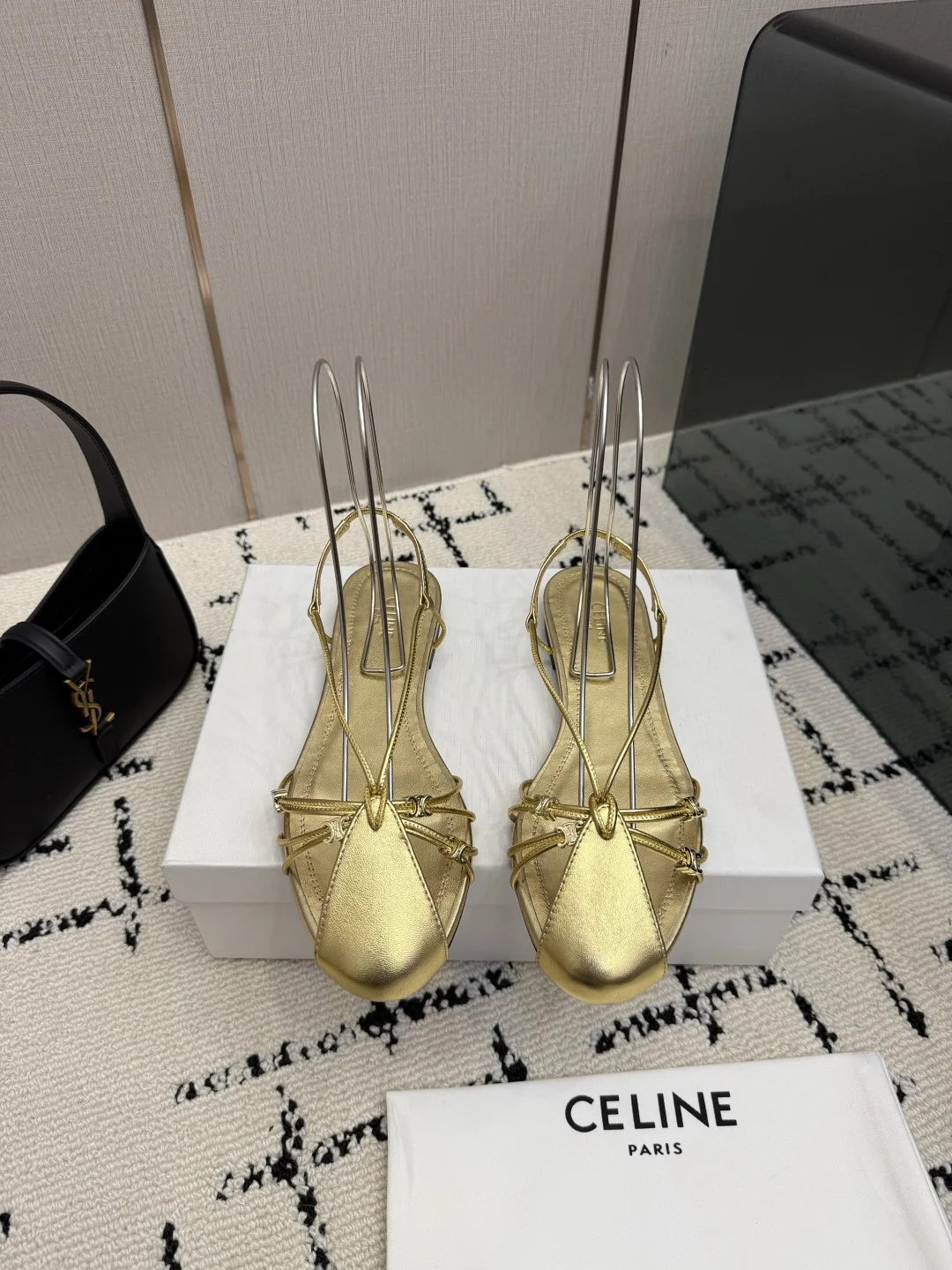 CELINE Slides Leather Gold EU35-40 B70202609110287