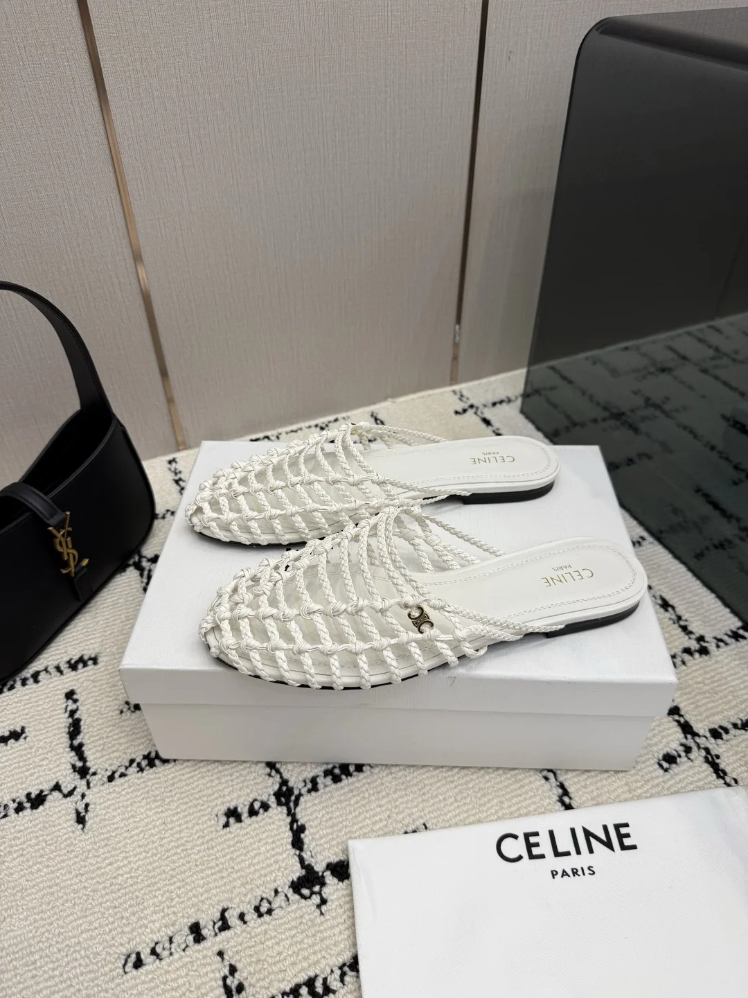 CELINE Slides Leather White EU35-40 B70202609110292 - Image 4