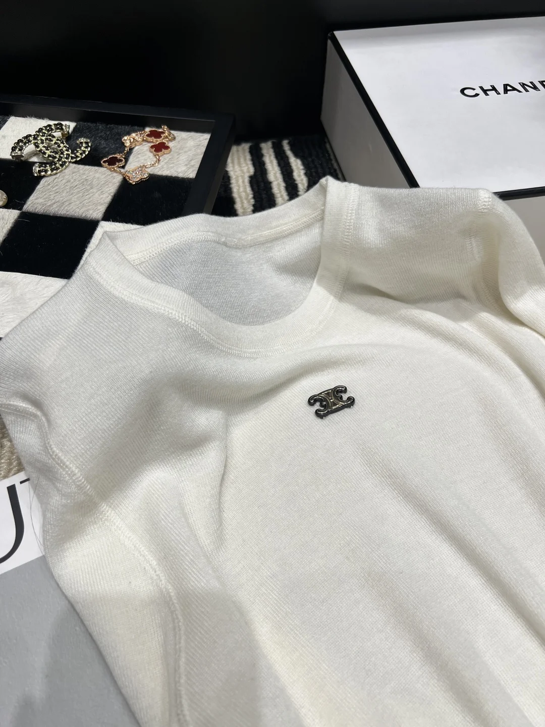 CELINE Sweaters Merino Wool White-Gold M-L A85202609061879 - Image 2