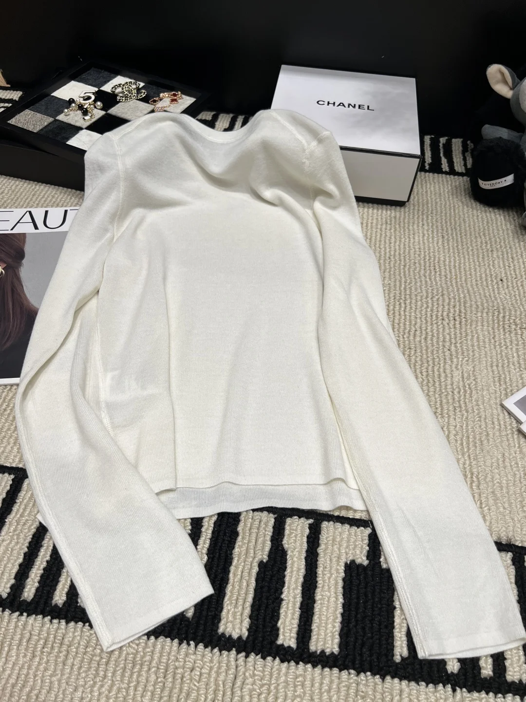 CELINE Sweaters Merino Wool White-Gold M-L A85202609061879 - Image 7