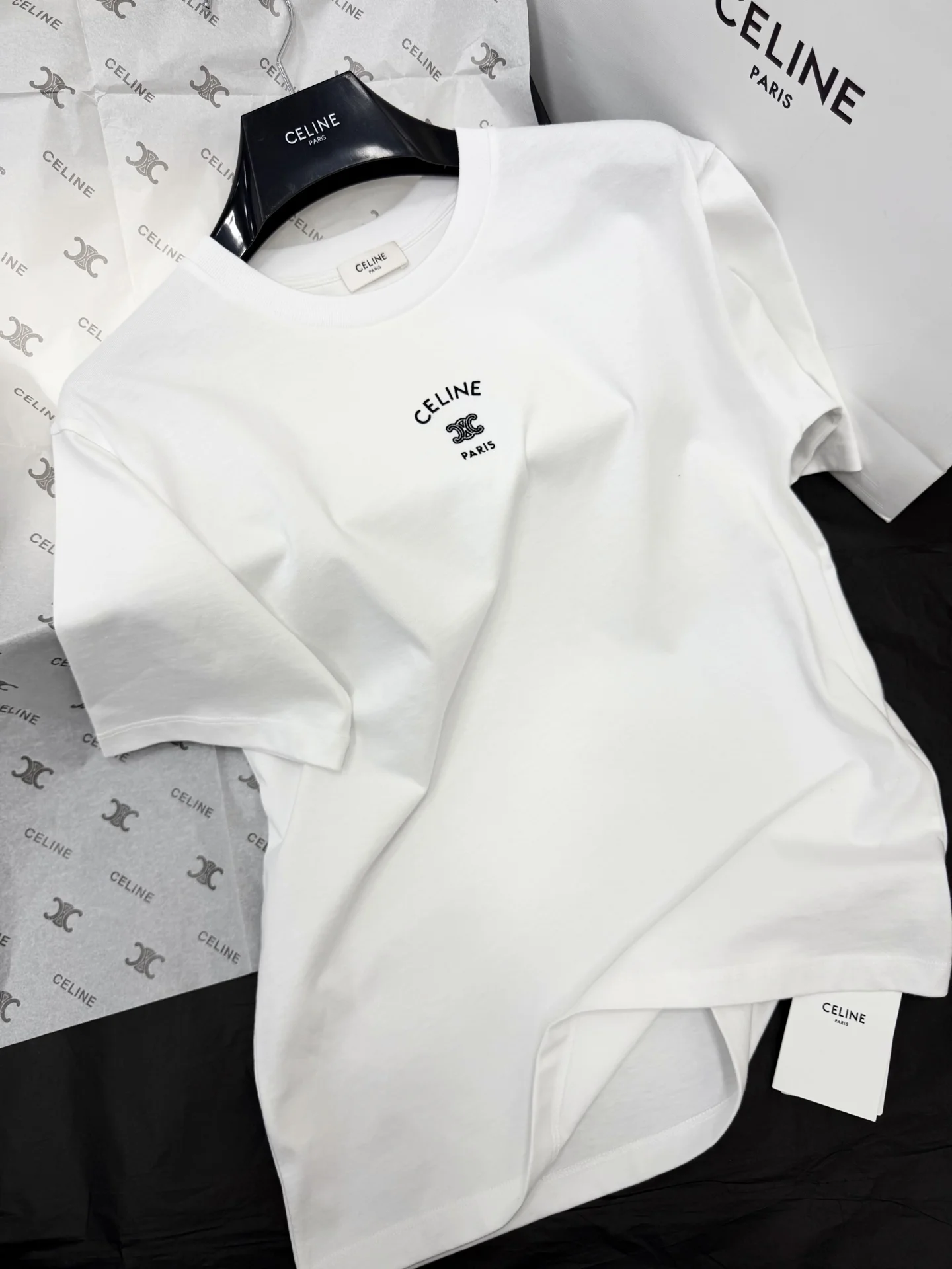 CELINE T-shirts Cotton White-Black S-M-L B15202609063632