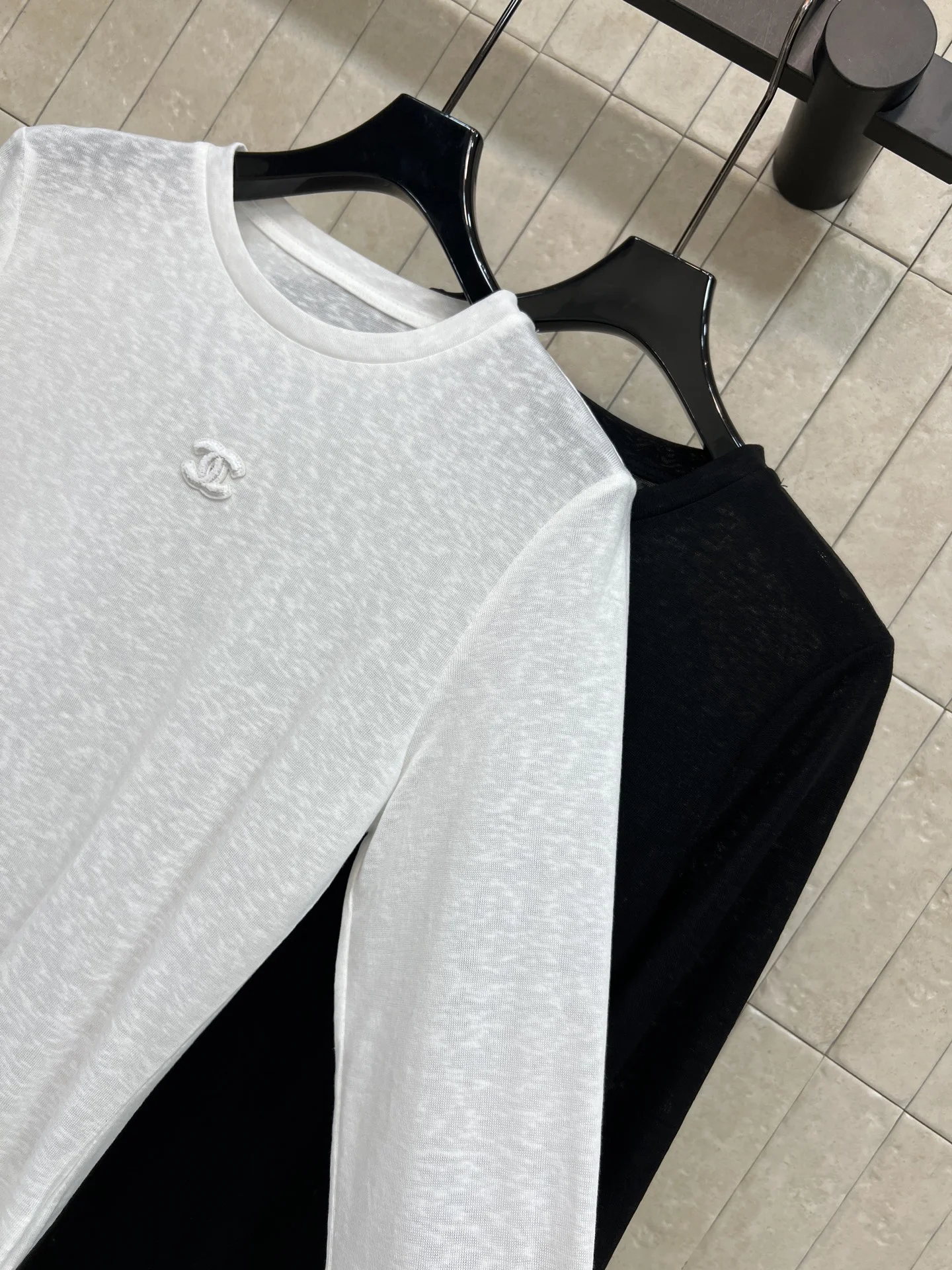 CELINE T-shirts White-Black S-M-L A45202609061605 - Image 4