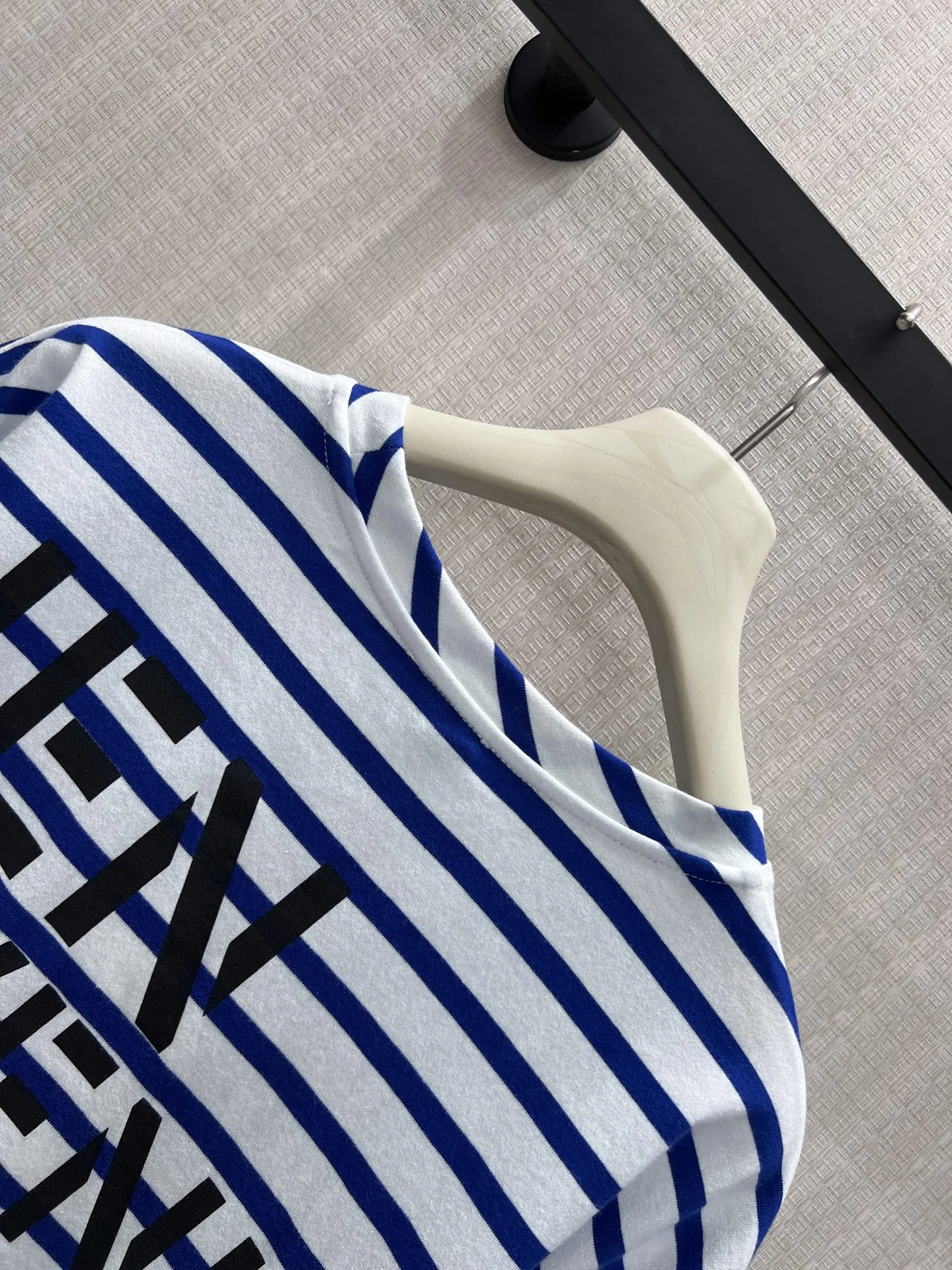 CELINE T-shirts White-Blue S-L A85202609062554 - Image 4