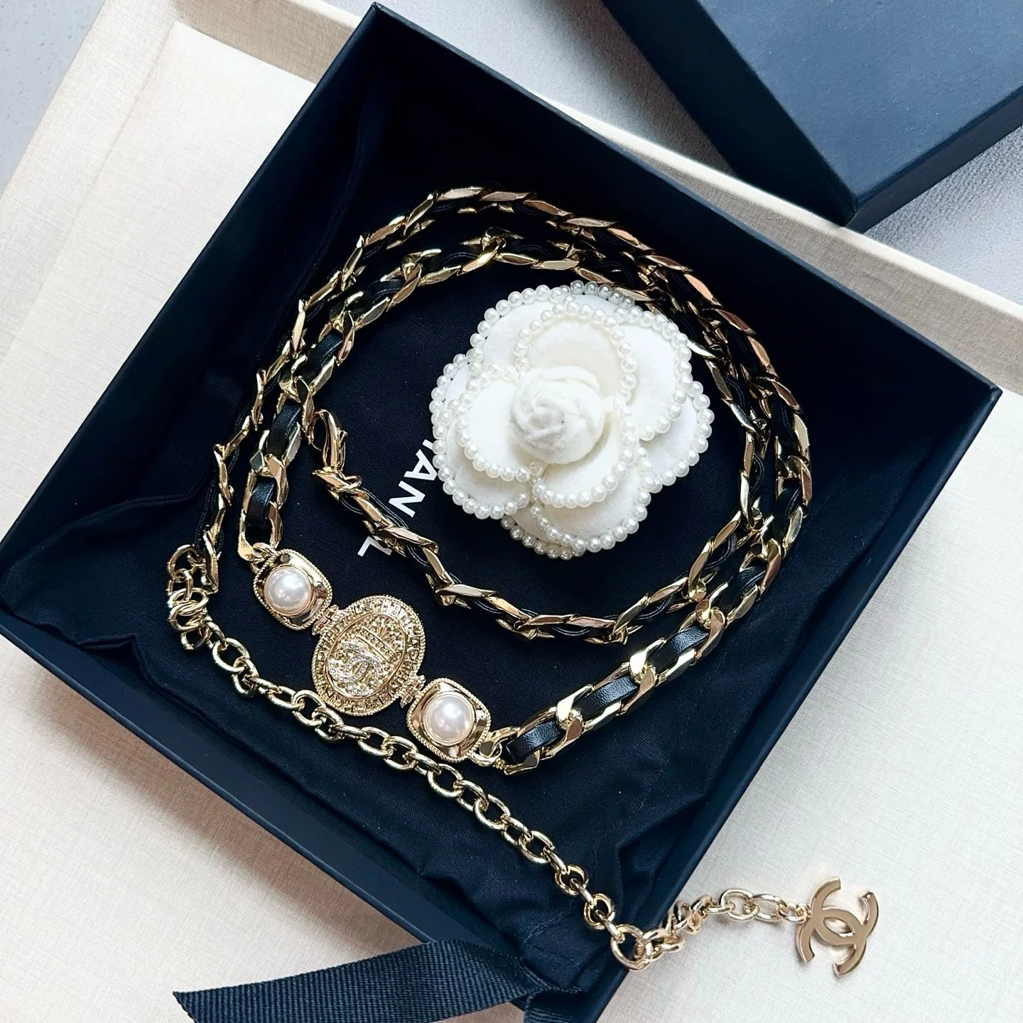 CHANEL Belts Black-Gold A80202609070093 - Image 3