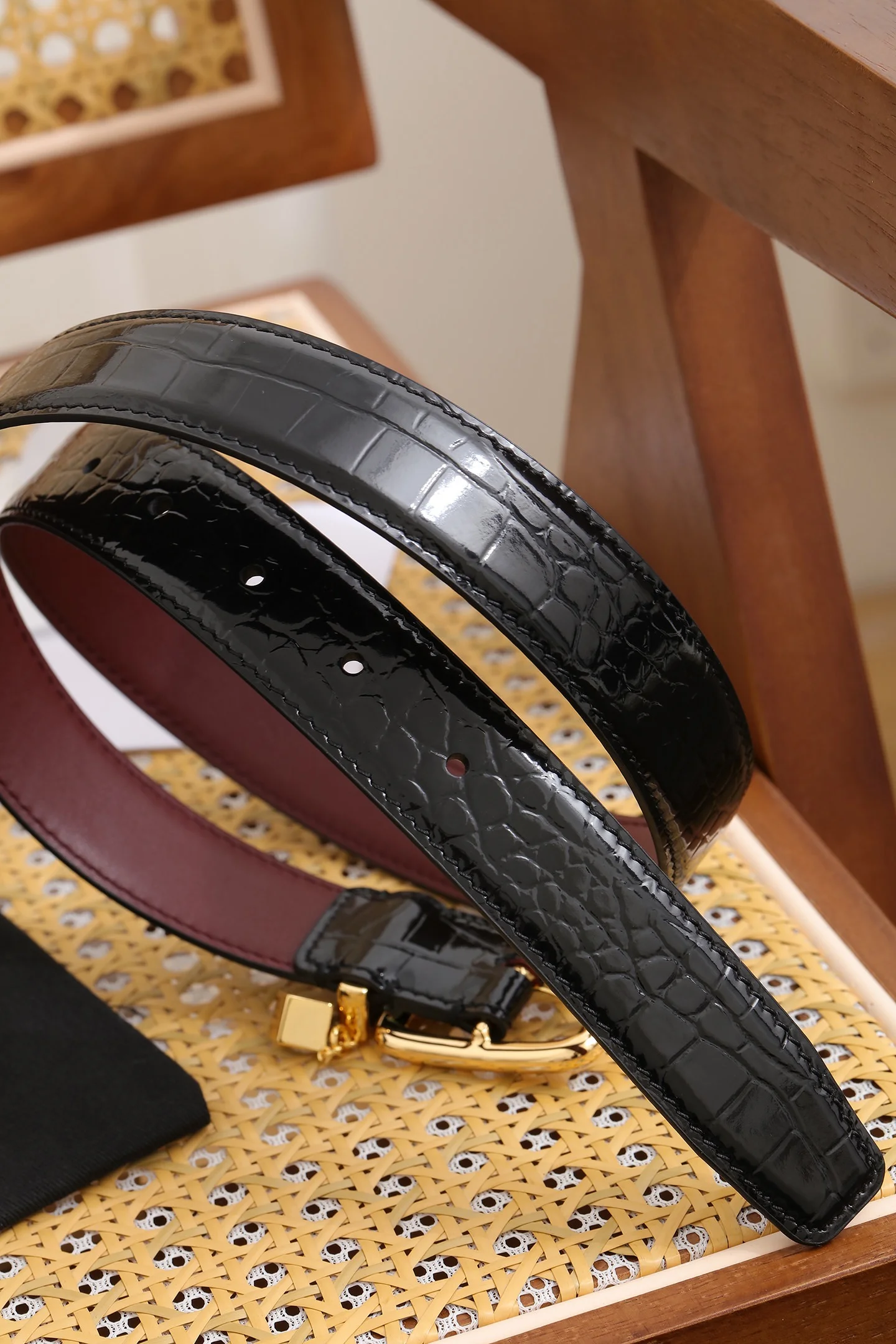 CHANEL Belts Calf Leather Black-Gold A80202609070447 - Image 4