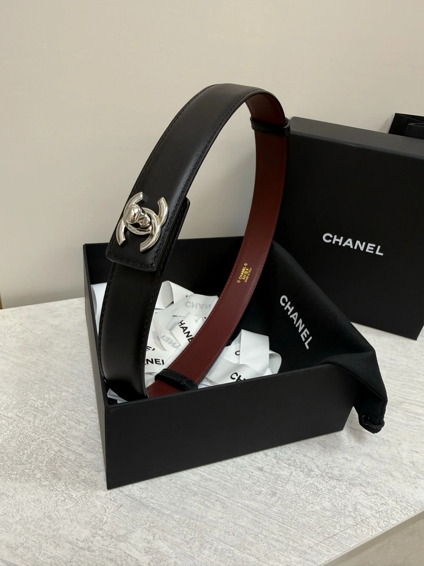 CHANEL Belts Leather Black-Burgundy A90202609070187