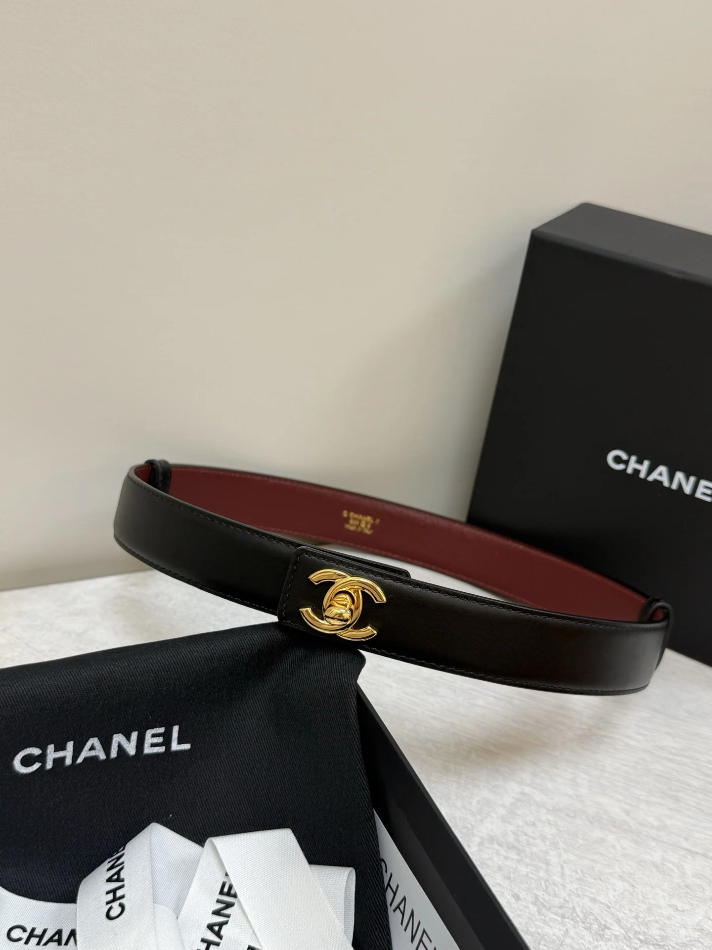 CHANEL Belts Leather Black-Gold-Red A90202609070186 - Image 8